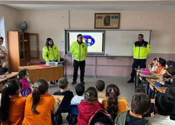 Öğrencilere trafik semineri