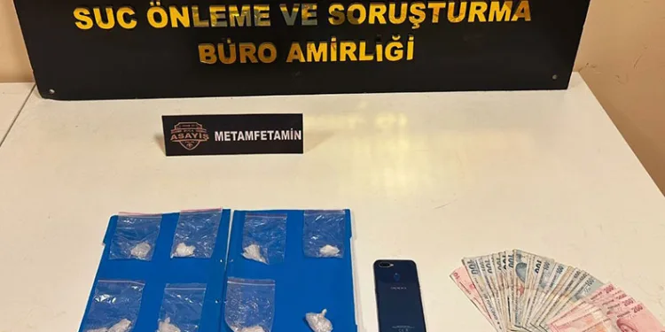 Taksici, torbacı çıktı