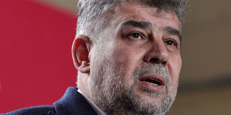 Romanya’da iktidar partisi güven tazeledi
