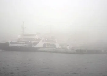 Çanakkale Boğazı’nda gemi trafiği durduruldu