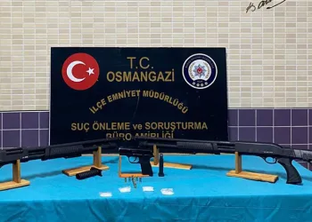 Bursa’da uyuşturucu operasyonunda 3 zanlı yakalandı