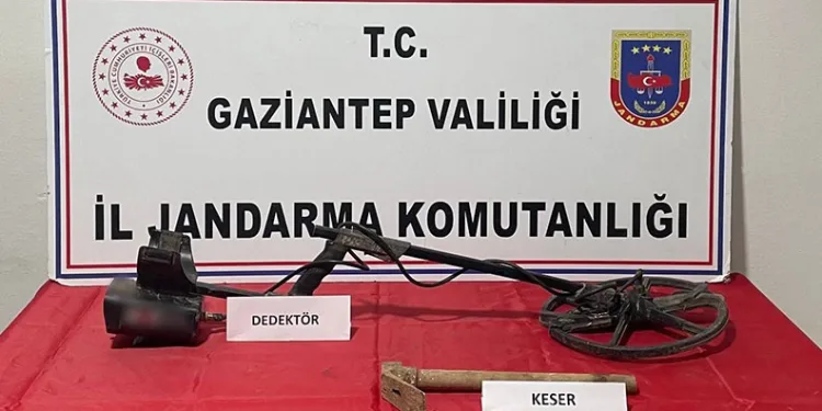 Define bulmak için kaçak kazı yapan şahıs suçüstü yakalandı