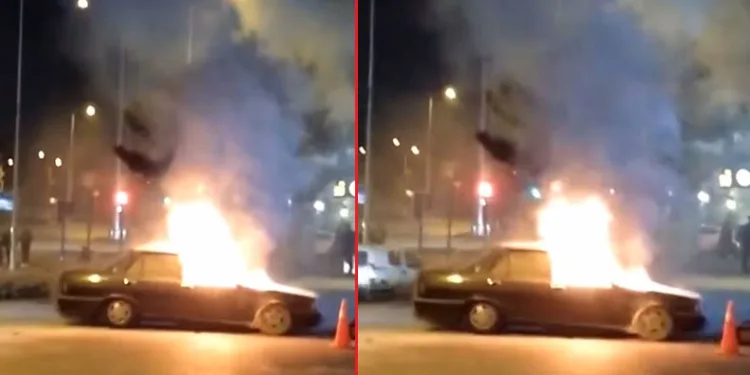 Bursa’da park halindeki otomobil alev topuna döndü