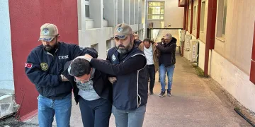 FETÖ şüphelisi 14 kişi adliyeye sevk edildi