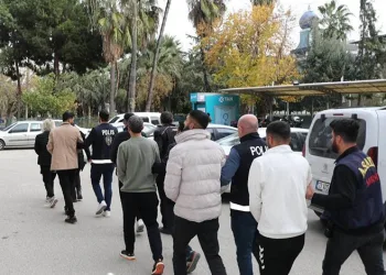 Mersin’de sahte altın şebekesi çökertildi