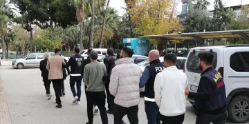 Mersin’de sahte altın şebekesi çökertildi
