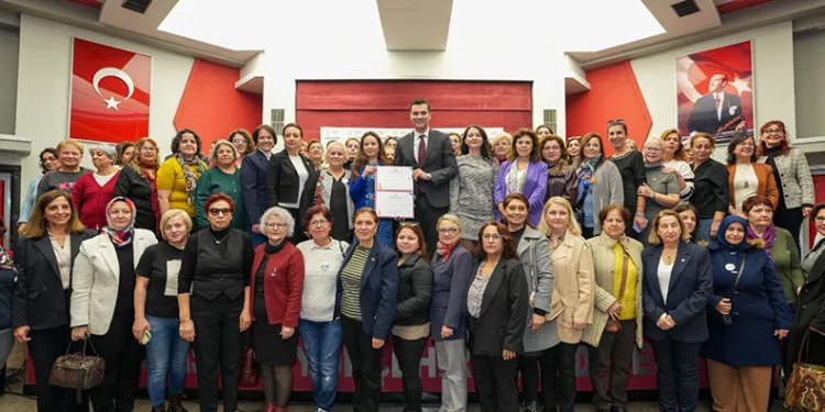 Hafız Esad’ın harabeye dönen mezarı görüntülendi