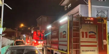 Ev sahibinin evden çıkarmak istediği kiracı evi yaktı