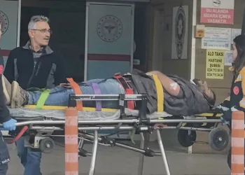 Bursa’da asansör boşluğuna düşen işçi yaralandı