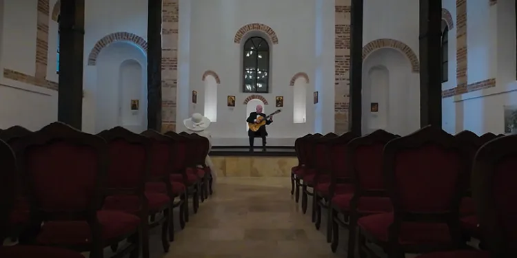 BUÜ’lü akademisyenin kısa filmine 3 kıtadan ödül