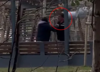 Bursa’da erkeğe şiddet kamerada