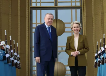 Erdoğan, AB Komisyonu Başkanı ile görüştü