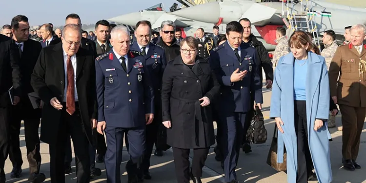 MSB, Katar’daki tatbikattan dönen Birleşik Krallık uçaklarının Ankara’ya indiğini açıkladı