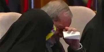 İran Cumhurbaşkanı’ndan duygusal anlar