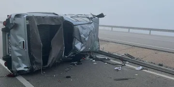 Takla atan otomobilde 4 kişi yaralandı