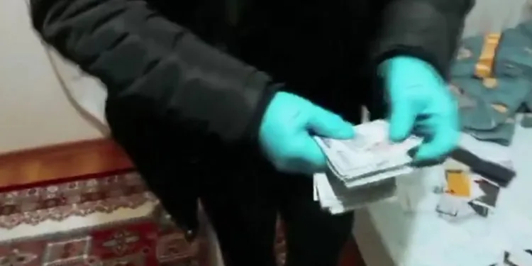 Seyir halindeki cip alev aldı