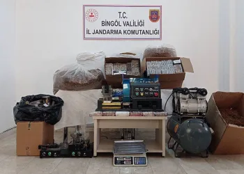 Bingöl’de 23 bin dolu, 21 bin de boş makaron ele geçirildi