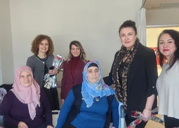 Orhangazi Belediyesi Tedavi Gören Hemşehrilerini Yalnız Bırakmıyor