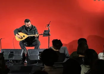 MEM Sahne’de yılın son konserini Karademir verdi