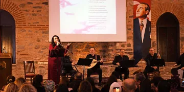 Yazdığı en özel şiirlerini Osmangazi’de okudu