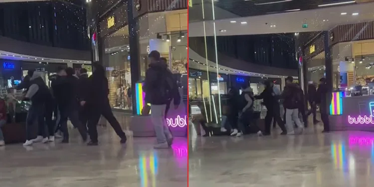 Bursa’da alışveriş merkezinde tekme tokat kavga kamerada