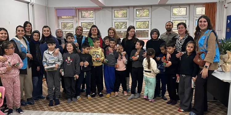 Mavi Yelekliler’den 3 Aralık çıkarması