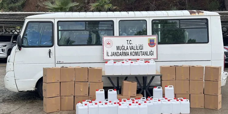 Başakşehir’de haraç alamadığı kuzeninin iş yerini ateşe verdi