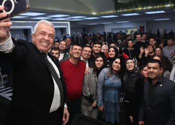Bizim Ev’in 13. yılına anlamlı kutlama