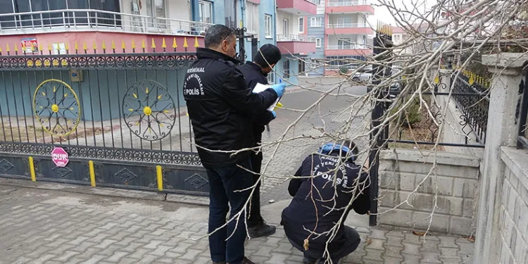 Malatya’da başından silahla vurulan genç kurtarılamadı
