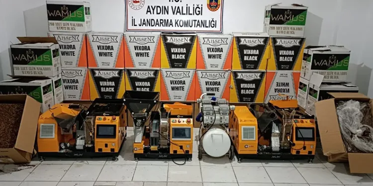 Otobüs terminalindeki bıçaklı kavgada kan aktı: 1 yaralı