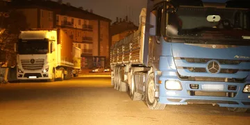 Tek katlı evde çıkan yangın ekiplerce söndürüldü