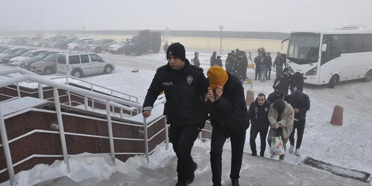 Aydın’da Sibergöz operasyonu: 13 şüpheli hakkında adli işlem başlatıldı