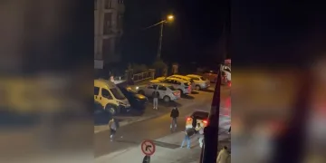 Kontrolden çıkan araç üzüm bağına uçtu
