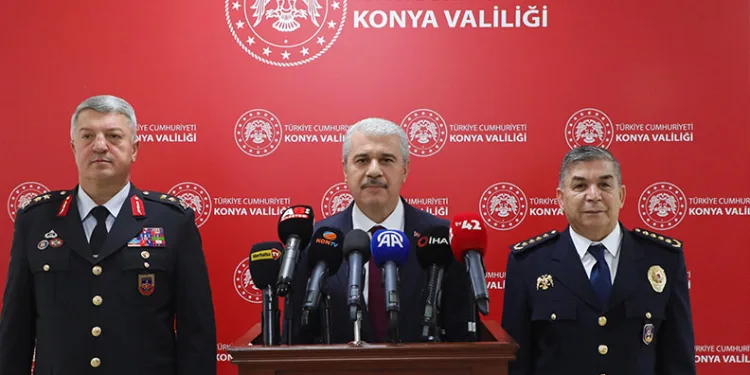 Kayınpederini öldürüp, eşini ve 3 kişiyi yaralayan şahsa müebbet ve 10,5 yıla kadar hapis cezası talebi