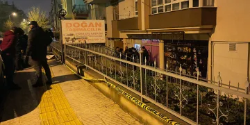Yüksekova’da kontrolden çıkan minibüs takla attı: 7 yaralı