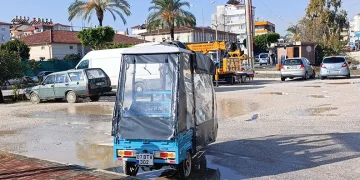 Otobüs terminalindeki bıçaklı kavgada kan aktı: 1 yaralı