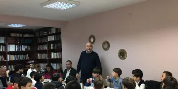 Bekir Aydın potanın gençleriyle buluştu