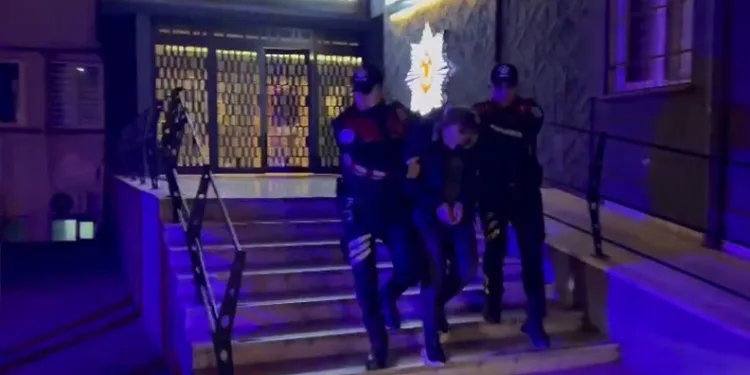 Bursa’da taksiyle uyuşturucu ticareti yapan şüpheli yakalandı