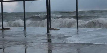 Rize’yi fırtına vurdu