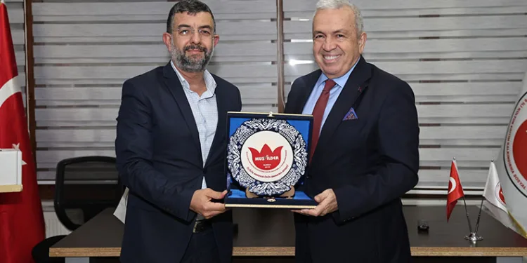Şadi Özdemir: Gençlere inanıyoruz