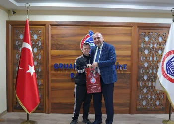 Şampiyon sporcudan Bekir Aydın’a ziyaret