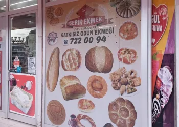 Antalya’da markete gece yarısı silahlı saldırı