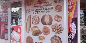 Antalya’da markete gece yarısı silahlı saldırı