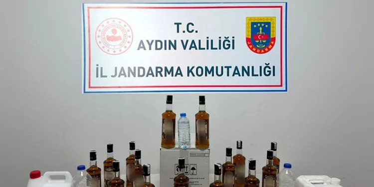 Erciyes’te yürüyüş yaparken ayağı kırılan dağcı kurtarıldı