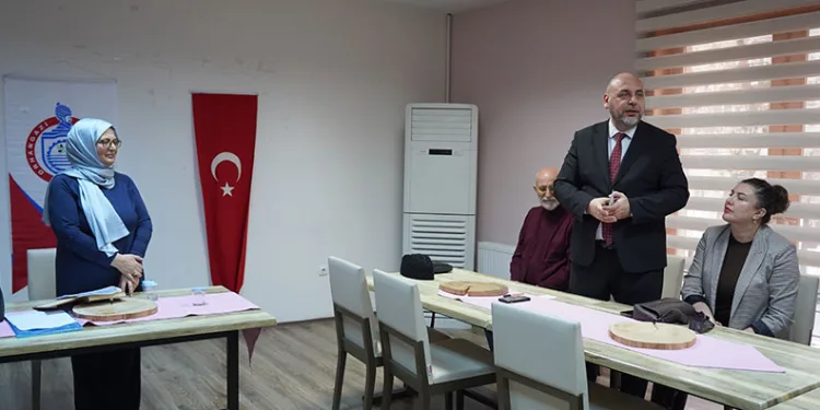 Aile temalı etkinliklere kadınlardan tam destek