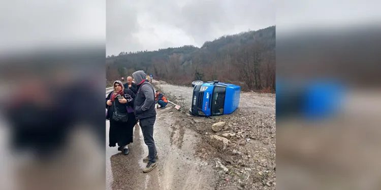 Falezlerden uçan araca ulaşıldı acılı baba konuştu: “Araç bizim ancak araç diye bir şey kalmamış”