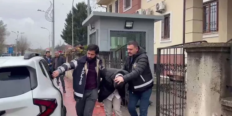 4 terörist etkisiz hale getirildi