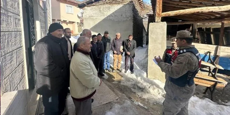 Kayseri’deki fabrika yangını 3 saatte söndürüldü