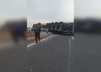 Elektrik tellerinde yaşanan patlama paniğe neden oldu