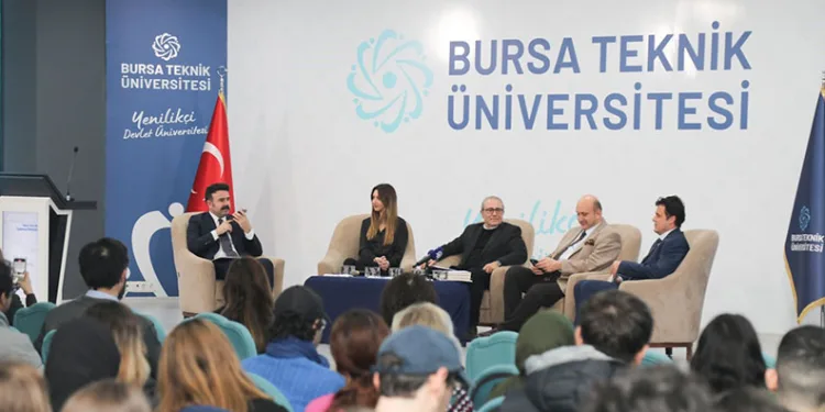 BTÜ’de yapay zekanın toplum üzerine etkileri ele alındı